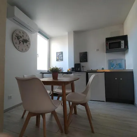 מלון Hotel-restaurant Du Port