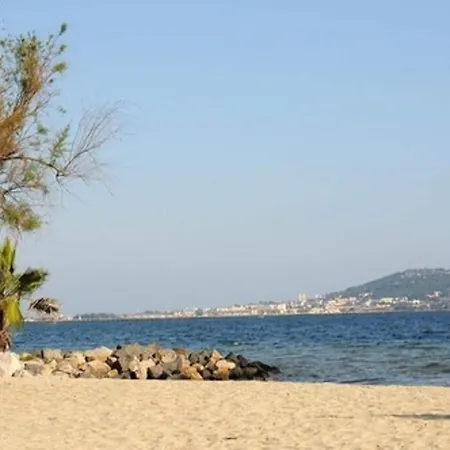 מלון Hotel-restaurant Du Port 3*