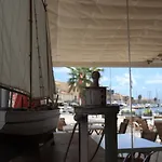 Hotel-restaurant Du Port Hotel Mèze