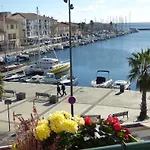 מלון Hotel-restaurant Du Port
