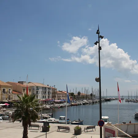 Hotel-restaurant Du Port 酒店 3*