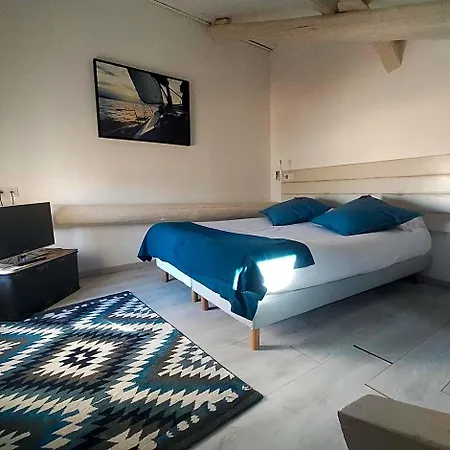 Hotel-restaurant Du Port Otel 3*