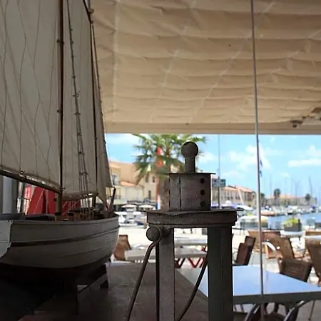 Hotel Hotel-restaurant Du Port Mèze