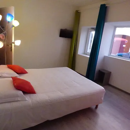 Hotell Hotel-restaurant Du Port Mèze