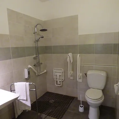 Hotel-restaurant Du Port 梅兹