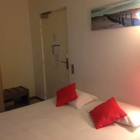 Hotel-restaurant Du Port 酒店