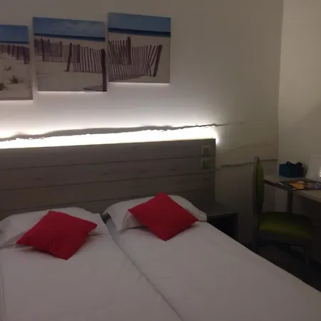 Hotel-restaurant Du Port 梅兹