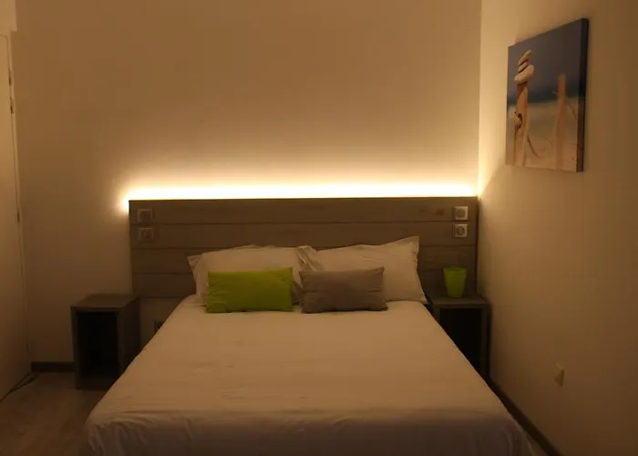 Hotel-restaurant Du Port 3* メーズ