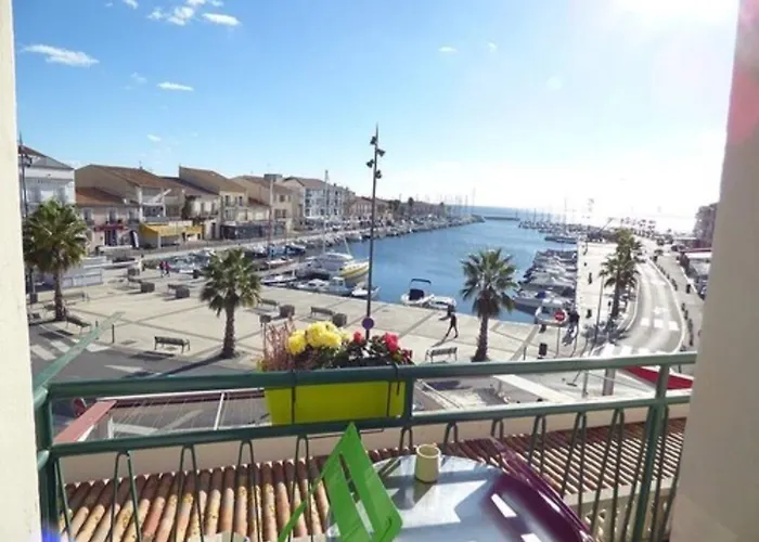 ホテル Hotel-restaurant Du Port