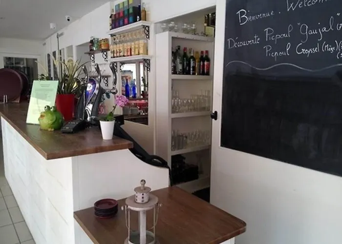 ホテル Hotel-restaurant Du Port