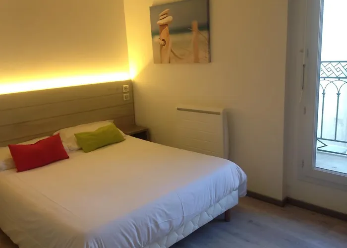 Hotel-restaurant Du Port 3* メーズ