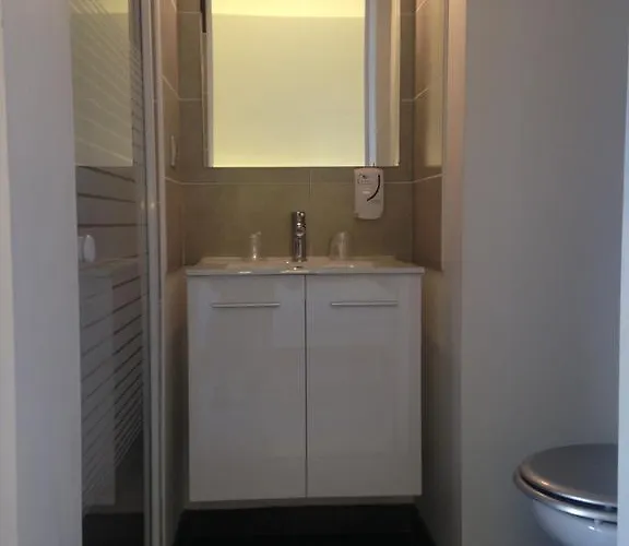 Hotel-restaurant Du Port ホテル 3*